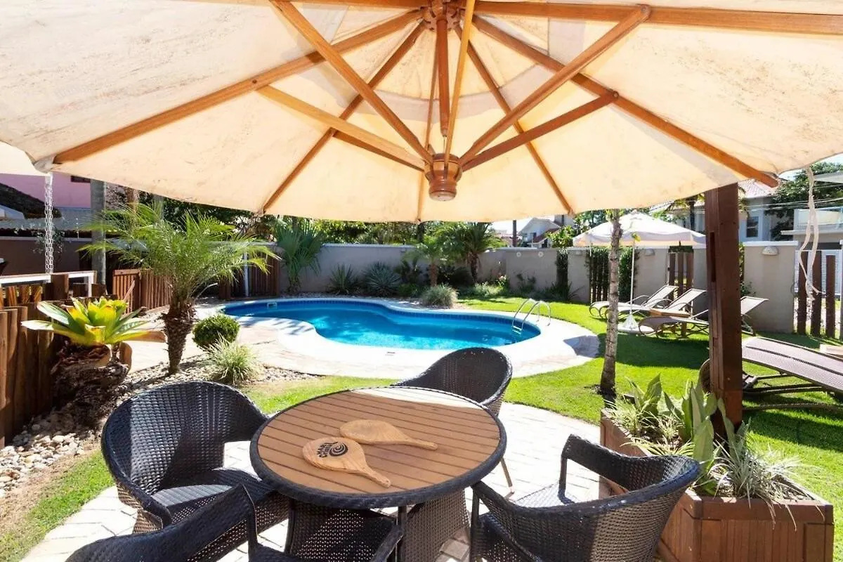 Вилла 5 Quartos Piscina E Espaco Gourmet Бомбиньяс